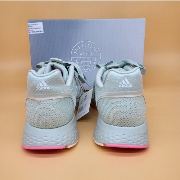 New Adidas Edge Lux 5 Women\'s Running Shoes Size 10 main image 4